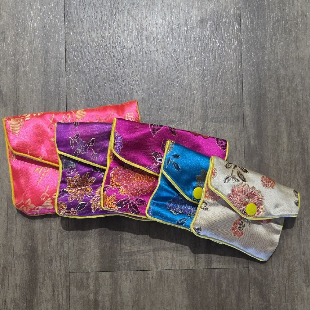 Chinese Silk Jewelry Pouches